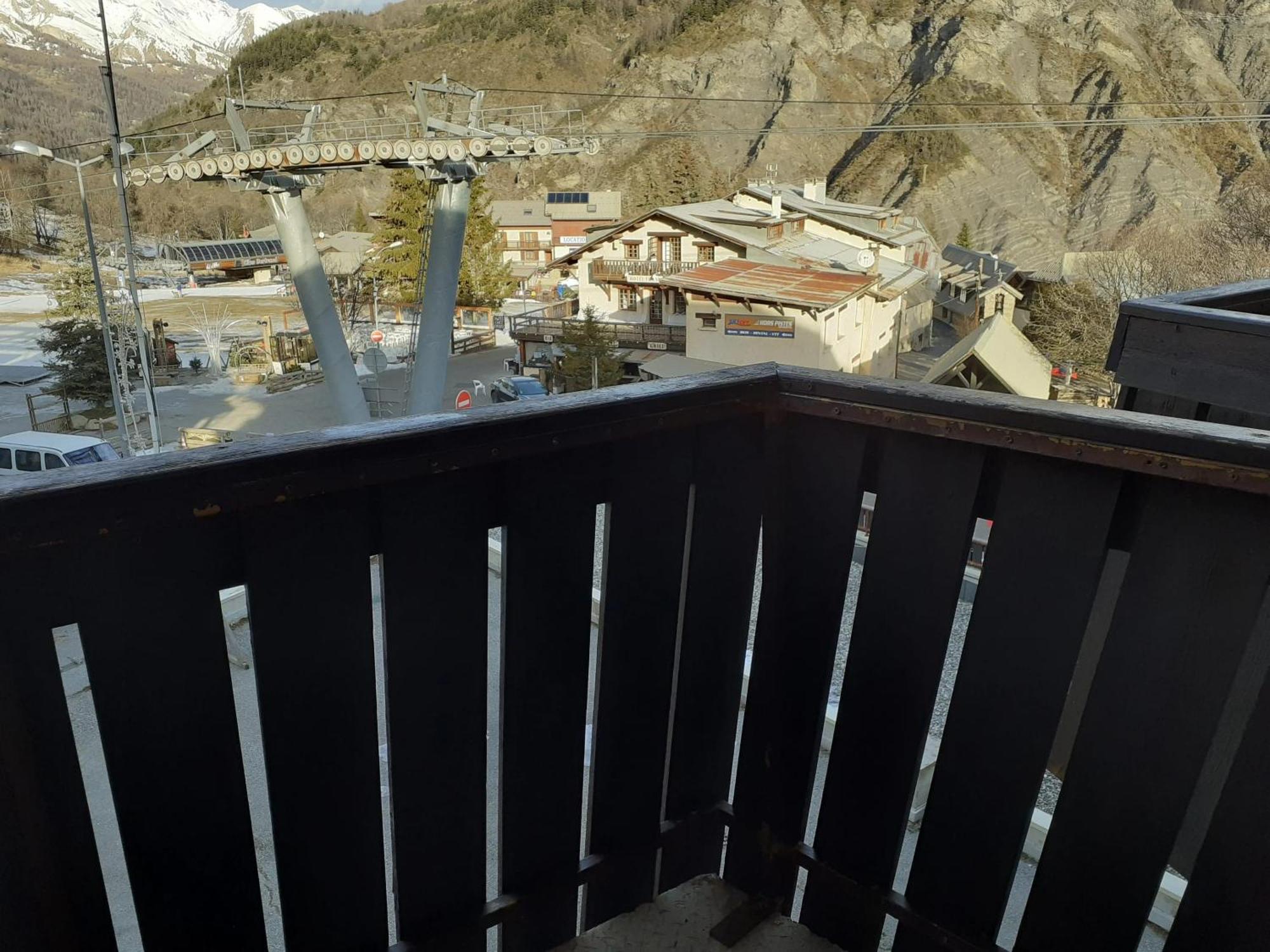 Studio a Allos a 100 m des pistes avec balcon amenage Extérieur photo